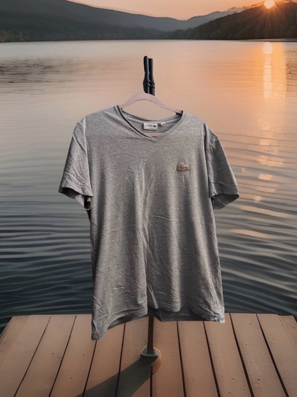 Lacoste Mens Short Sleeve Caviar Croc V Neck T-Shirt Size XL / FR6 (Fits Like M)